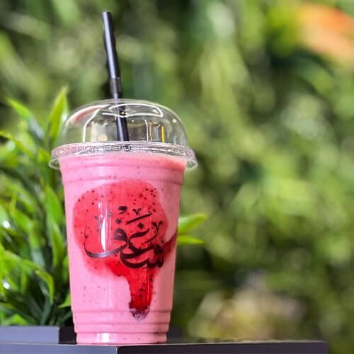 STRAWBERRY MILKSHAKE 